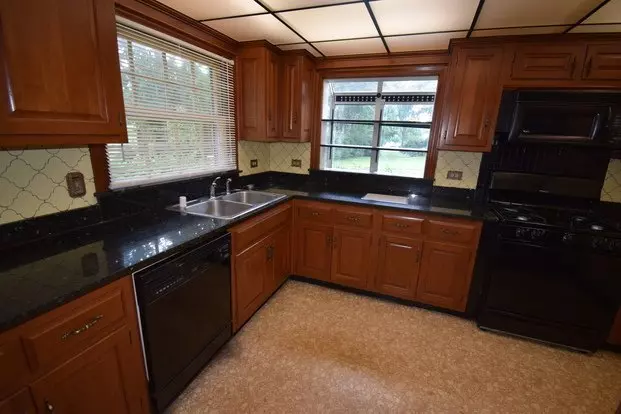 2023-24 School Year Massive House Behind Golf Course - Near Bus Stop!! Apartment for rent in Lexington, KY 2023-24 School Year Massive House Behind Golf Course - Near Bus Stop!! Apartment for rent in Lexington, KY