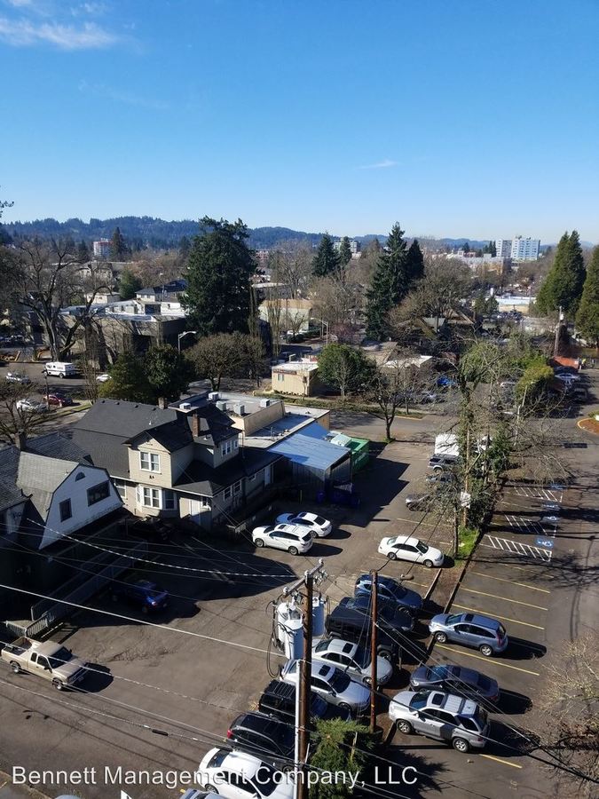1 Bedroom 1 Bathroom Apartment for rent at 1080 Patterson St in Eugene, OR