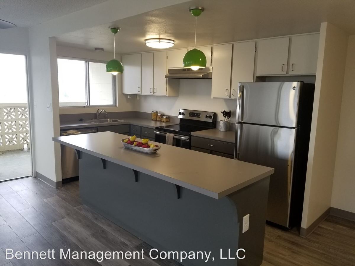 2 Bedrooms 1 Bathroom Apartment for rent at 1080 Patterson St in Eugene, OR
