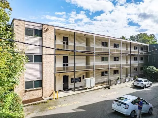 Bayview Apartments Apartment for rent in Seattle, WA