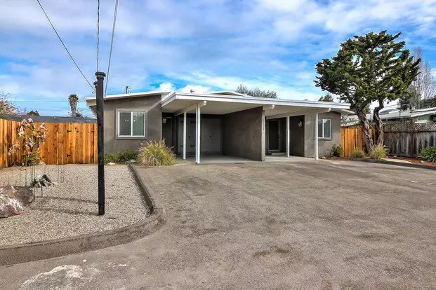 Mar Vista Dr.- Duplex Apartment for rent in Aptos, CA
