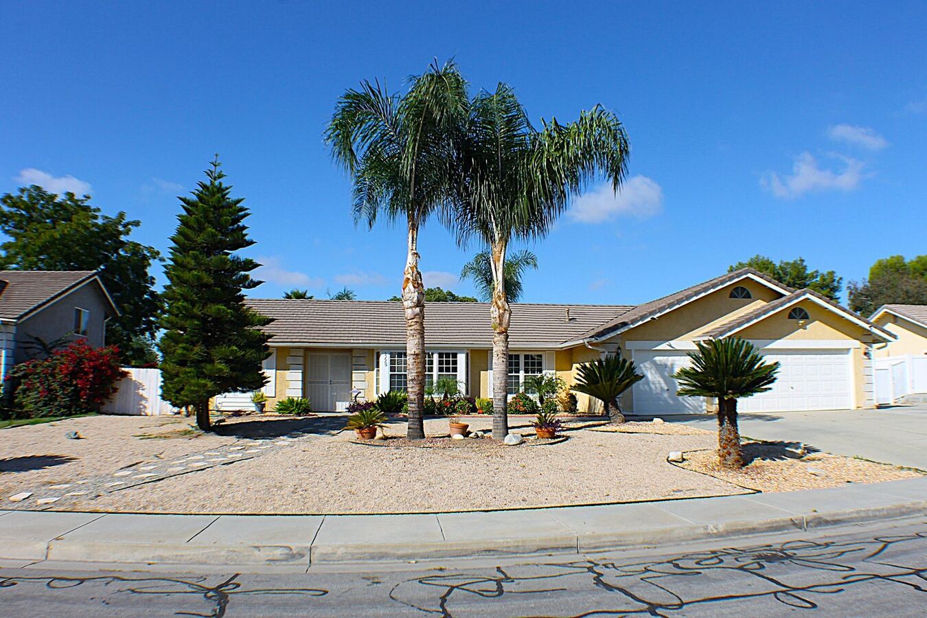 Spacious Ranch-style Home On Half Acre With... Apartments Moreno Valley, CA