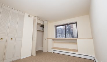 2 of 27 Lakeview Living! Apartment for rent in Chicago, IL