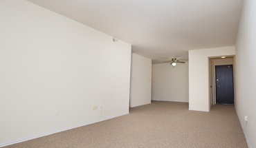 5 of 27 Lakeview Living! Apartment for rent in Chicago, IL