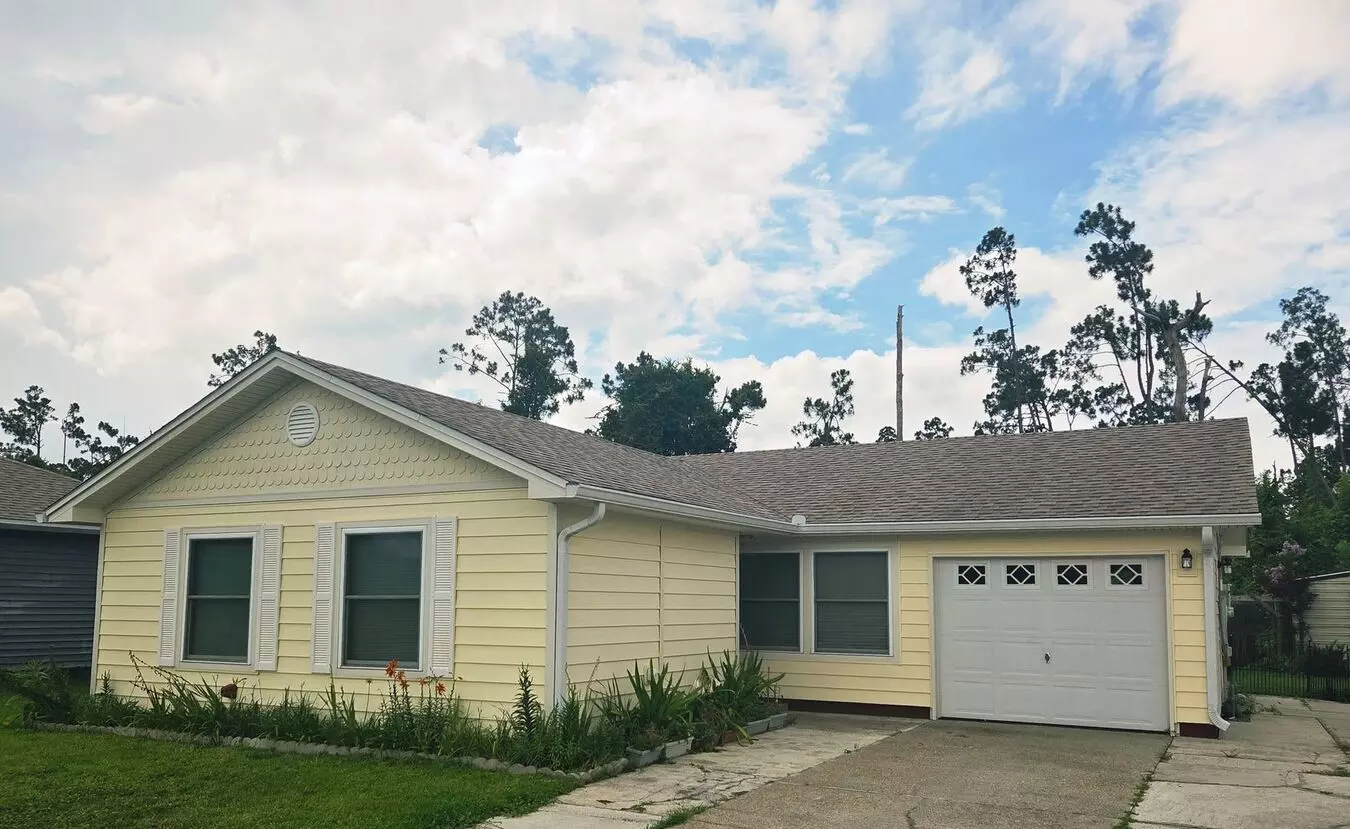 Great 3Bed Home In Callaway, Convenient To Tyndall Afb! *1/2 Off Security Deposit For Active-duty Military* House for rent in Panama City, FL