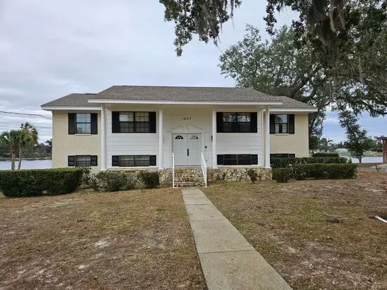 Peaceful, Entertainer's Dream On The Waterfront In Beautiful Donalson Point! Apartment for rent in Panama City, FL