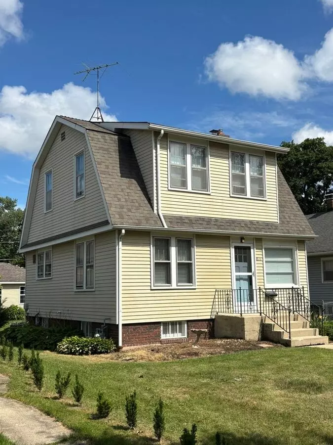 Coming Soon--great House In A Great Location! House for rent in Naperville, IL