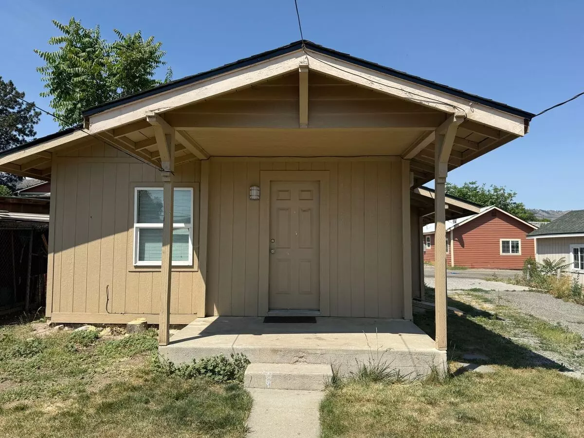 Now Renting 1 Bedroom Cute Home , To View This And Other Rentals Go To Www.stillproperties.com House for rent in Wenatchee, WA