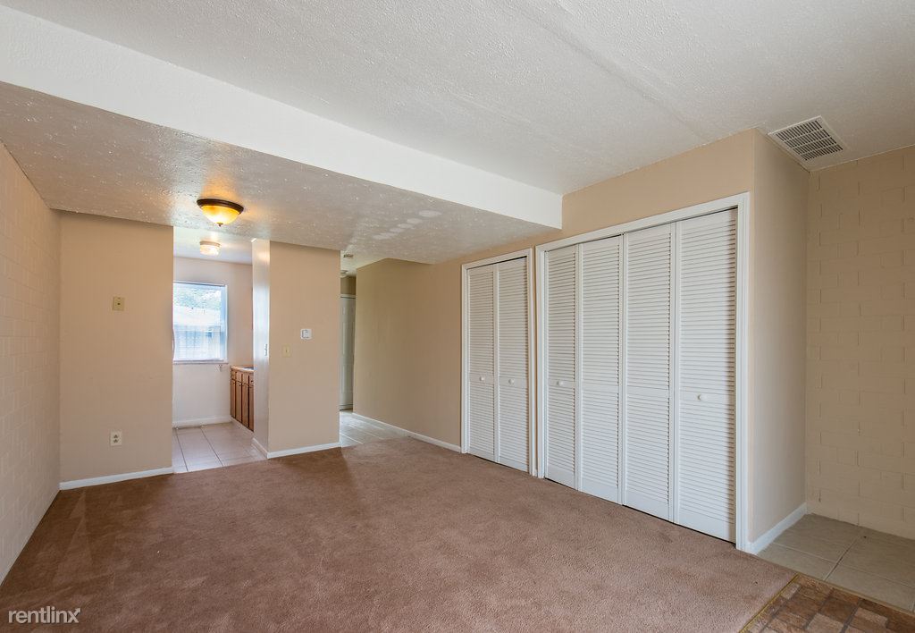 Oberlin Townhomes Apartments 310 Oberlin Rd Elyria, OH