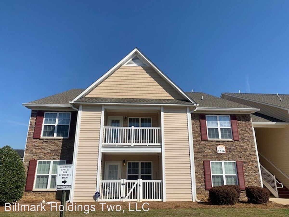 1316 Kershaw Loop Unit 213 Fayetteville, NC House for Rent