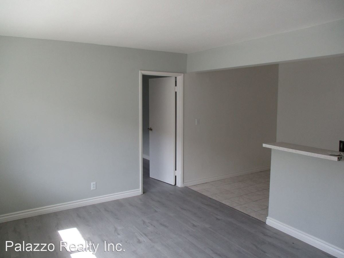 2315 & 2317 Cerritos Signal Hill, CA House for Rent