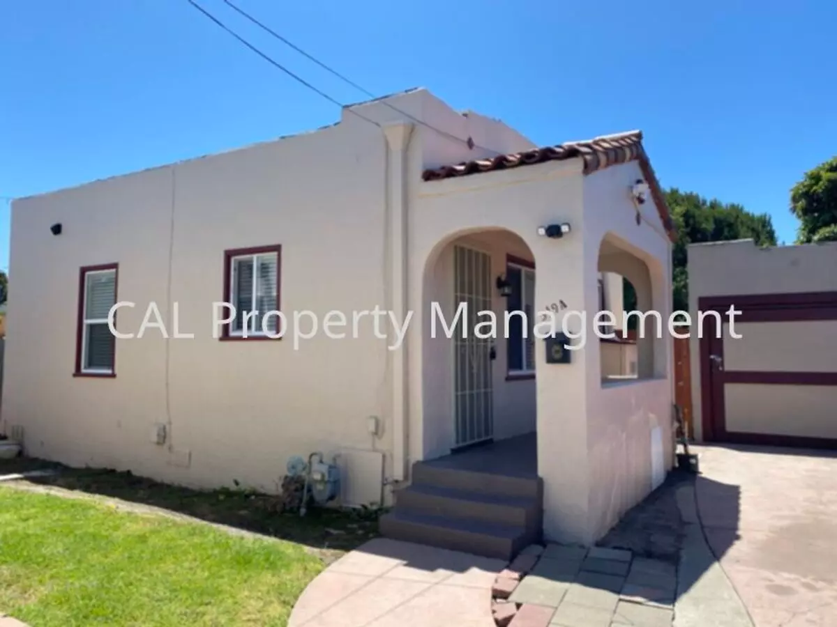 Back Unit Two Bedroom Home South Salinas! House for rent in Salinas, CA