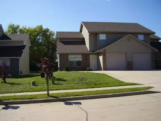 3604-3606 Zinnia Apartment for rent in Columbia, MO