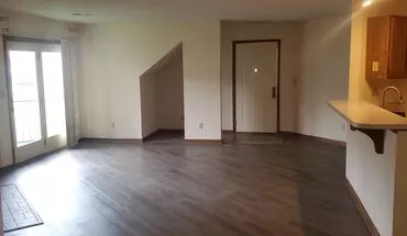 5 of 32 3 Bd Park Deville Condo In W Columbia, New Paint And Stainless Appliances, Plank Floor And Carpet, W/d Hookups, Main Level, Assigned Parking, Storage Apartment for rent in Columbia, MO