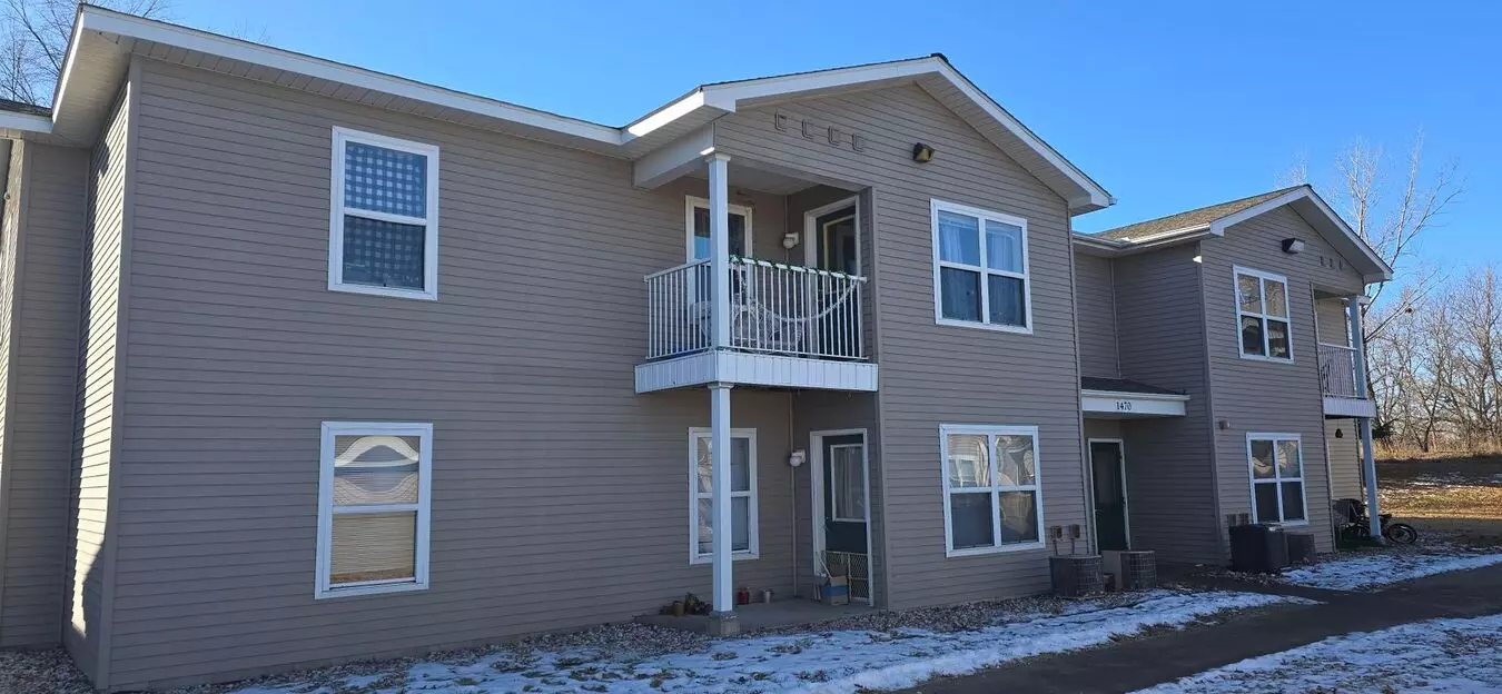 Red Cedar Estates I - 1440 Apartment for rent in River Falls, WI