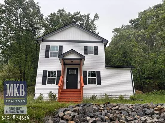 811 Montvue Road Salem Va 24153 - Private & Renovated Apartment for rent in Salem, VA
