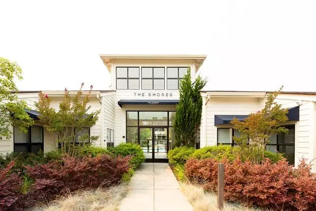 Waterfront Living At The Shores In Richmond Apartment for rent in Richmond, CA