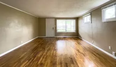 3 of 38 Hardwood Floors House for rent in Muncie, IN