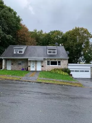 Charming 3-bedroom Apartment In Midtown Kingston Apartment for rent in Kingston, NY