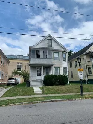 12 May St Apartment for rent in Poughkeepsie, NY