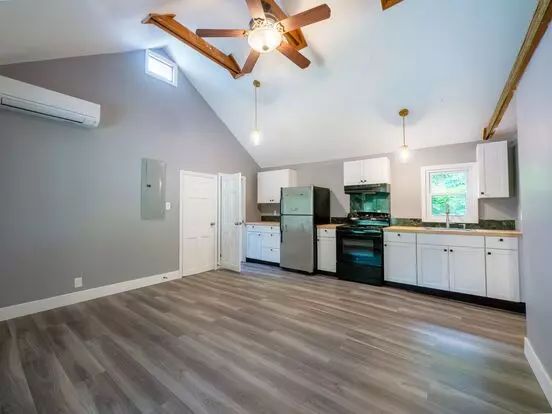 Detached 2br Home With Mini-split A/c, Solar & Private Porch Apartment for rent in Kingston, NY
