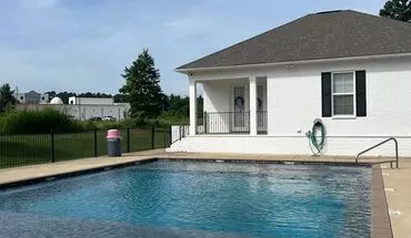 3 of 8 Park West House for rent in Oxford, MS
