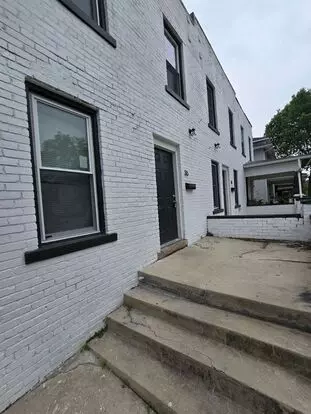 36-40 S Oakley Ave Apartment for rent in Columbus, OH