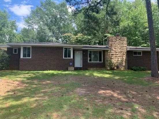 Charming Home In Auburn! Apartment for rent in Auburn, AL