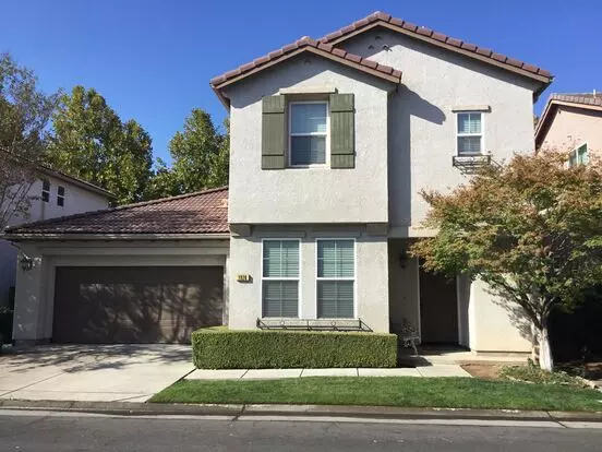 1924 N Larose Ln Apartment for rent in Clovis, CA