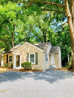 ** 1 Bed 1 Bath Located In Capitol Heights ** Call 334-366-9198 To Schedule A Self Showing Apartment for rent in Montgomery, AL ** 1 Bed 1 Bath Located In Capitol Heights ** Call 334-366-9198 To Schedule A Self Showing Apartment for rent in Montgomery, AL