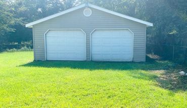 2 of 11 6428 Wares Ferry RD House for rent in Montgomery, AL