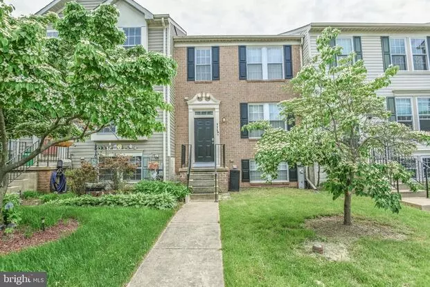 925 Chestnut Manor Ct Apartment for rent in Chestnut Cove, MD