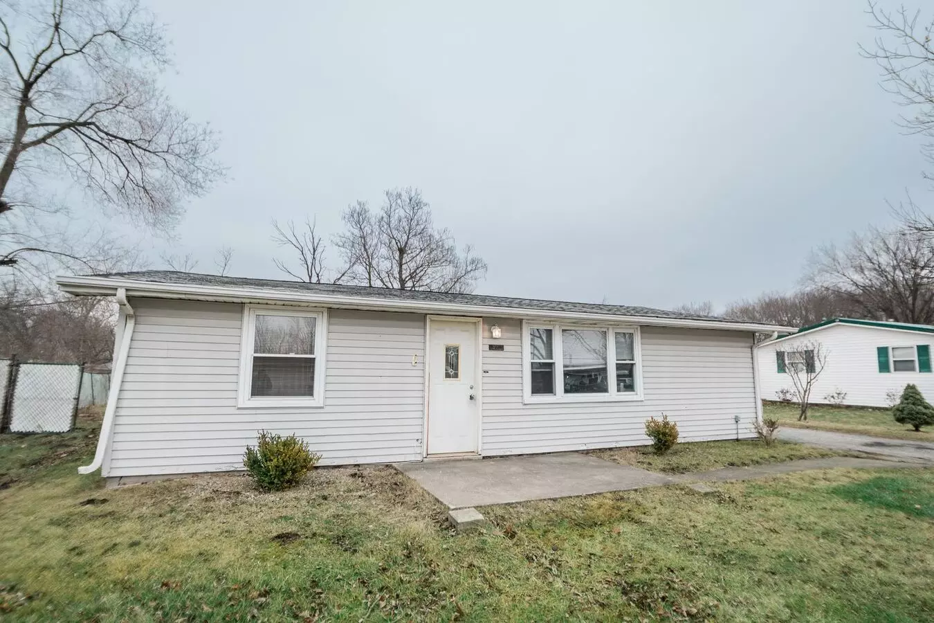 3 Bedroom / 1 Bathroom Home For Rent In Crown Point House for rent in Crown Point, IN