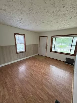 Single Family Ranch 2 Bed 1 Bath In North Linden Apartment for rent in Columbus, OH