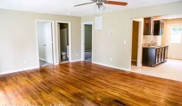 3 of 14 1700 E McDaniel House for rent in Springfield, MO