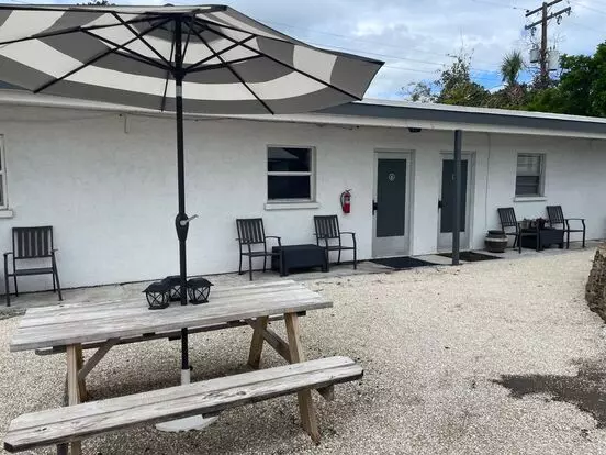 Sun Glo Apartments Apartment for rent in Venice, FL