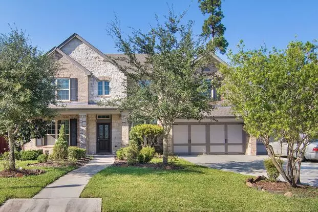 5 Bedroom House In Gated Golf Course Community Apartment for rent in Humble, TX