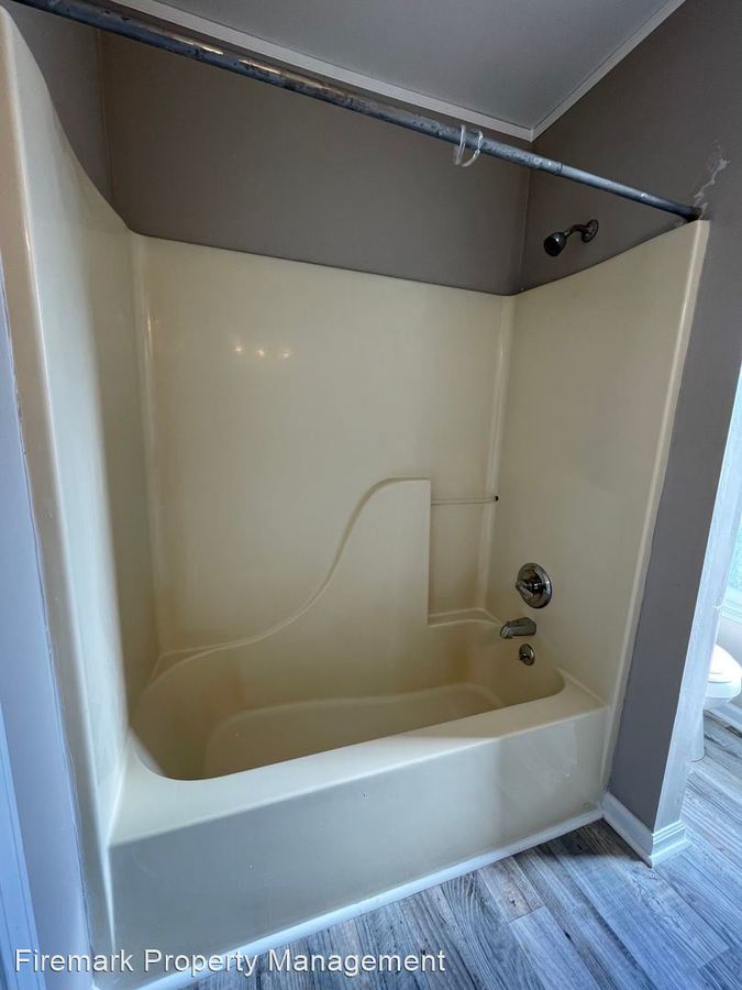 1216 Peachers Ml Clarksville, TN House for Rent Rentable