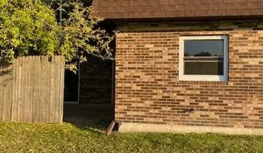 3 of 6 4117-4131 Douglas Apartment for rent in Zion, IL