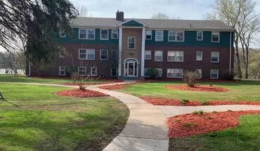 5 of 59 Excelsior Lake Apartments Apartment for rent in Excelsior, MN