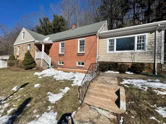159 Mill Rock Rd Apartment for rent in Hamden, CT