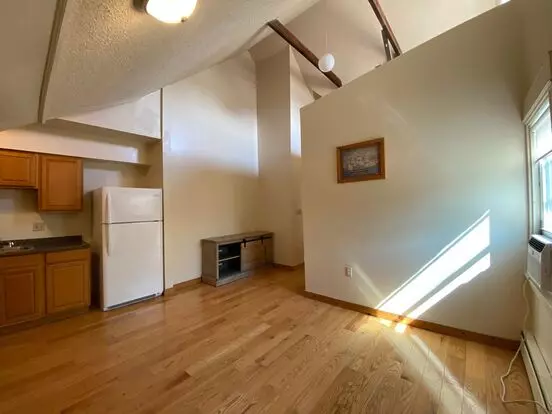 61 Lake Apartment for rent in New Haven, CT 61 Lake Apartment for rent in New Haven, CT