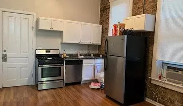 4 of 8 1475 West Huron Street Apartment for rent in Chicago, IL