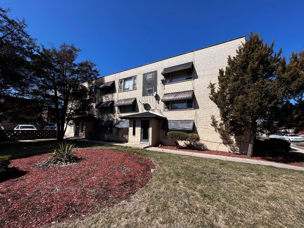 14124 S Atlantic St Riverdale, IL Apartment for Rent