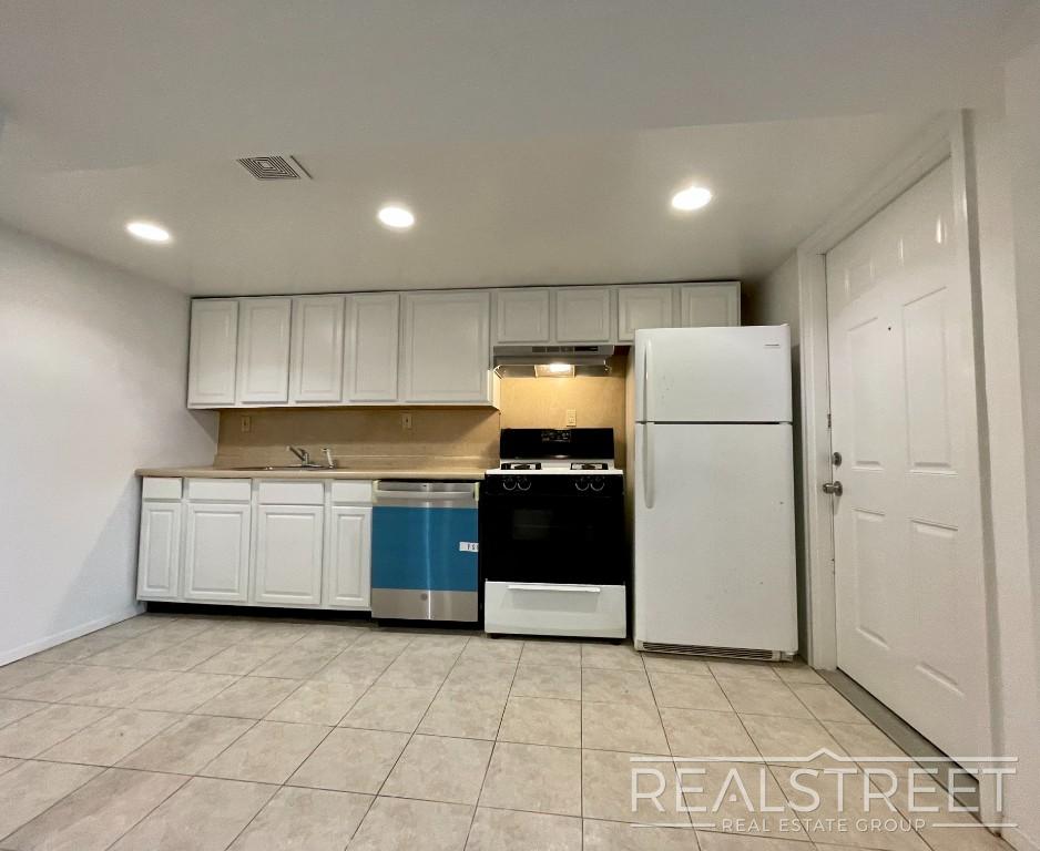 6042 71St Ave Ridgewood, NY Apartment for Rent Rentable