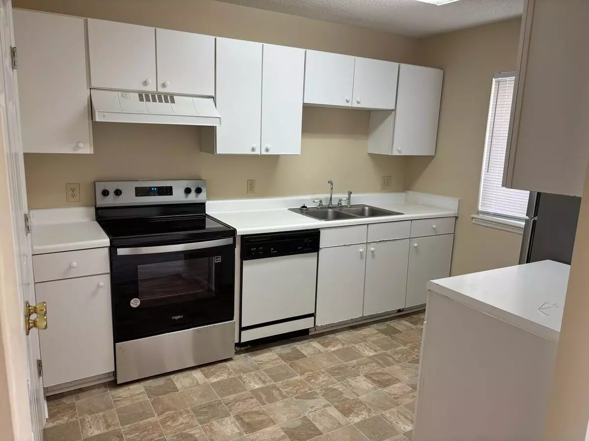 2 Bed 2 Bath Condo On Bottom Floor At Myrtle Greens Apartment for rent in Conway, SC