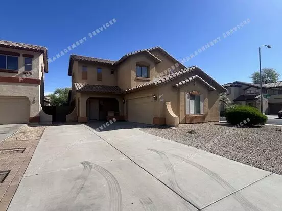 Beautiful 3 Bedroom 2 Bathroom Home In Glendale With Den! Apartment for rent in Glendale, AZ