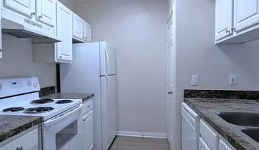 5 of 20 1X New Flooring Throughout! Spacious And Bright: 642 Square Feet Apartment for rent in Orlando, FL