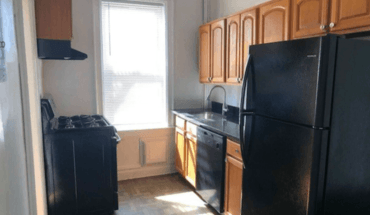 Upgraded Kit., Stainless Steel, Granite, 2 Blocks To Express Nyc Bus - Jersey City Apartment for rent in Jersey City, NJ