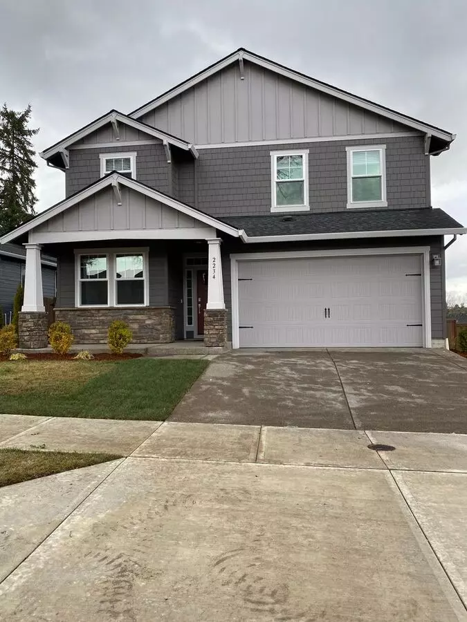 4 Bed 3 Bath Home In Legacy Heights Pet Friendly + Fenced Yard. Great Location!! House for rent in Salem, OR